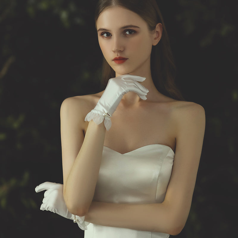 Satin/Tulle Bridal Gloves Lace Edge with Pearl - Lya's wedding