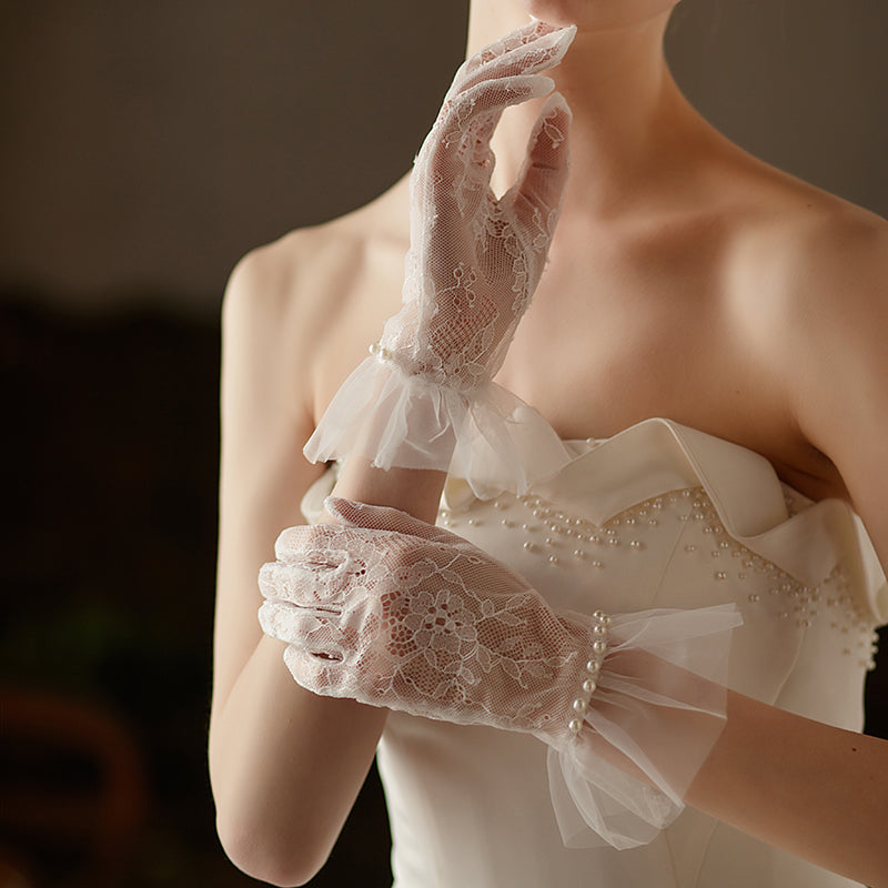 Lace Bridal Gloves with Pearl - Lya's wedding